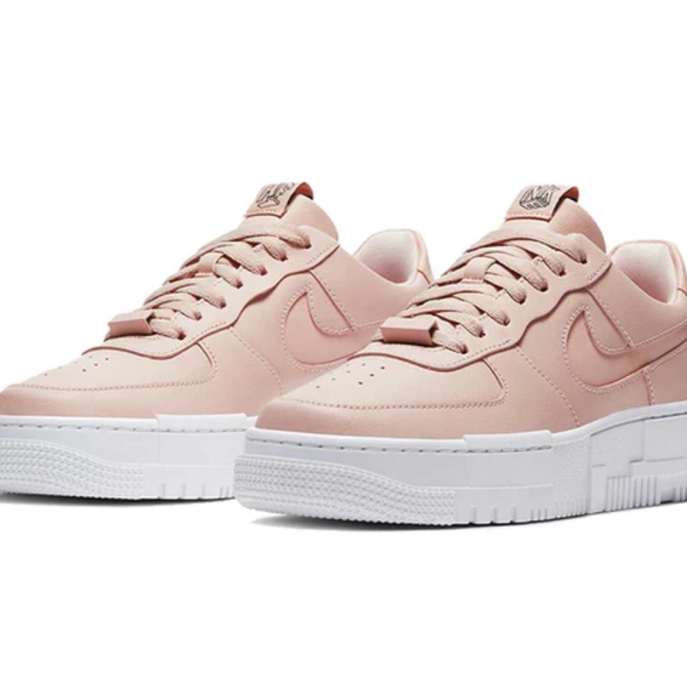 Pixel particle beige Nike Air Force one size 8 women pixel particle beige